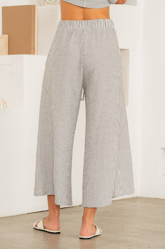 Plus Relaxed Fit Striped Wide Leg Pants