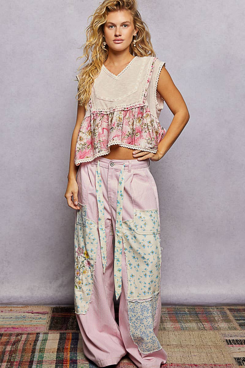 V-neck Floral Pattern Trim Ruffle Rib Knitted Sleeveless Top