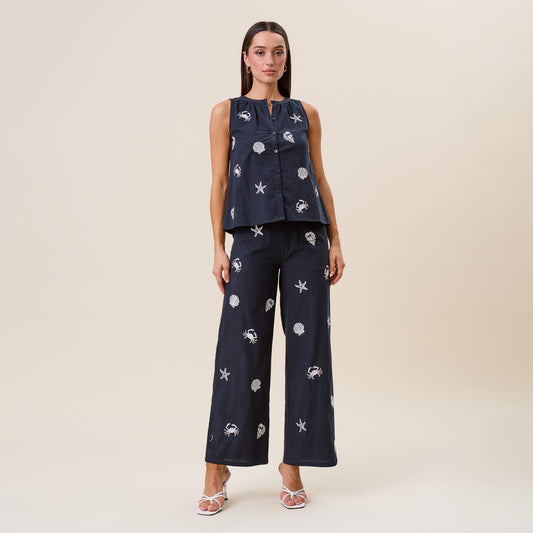 Embroidered pants