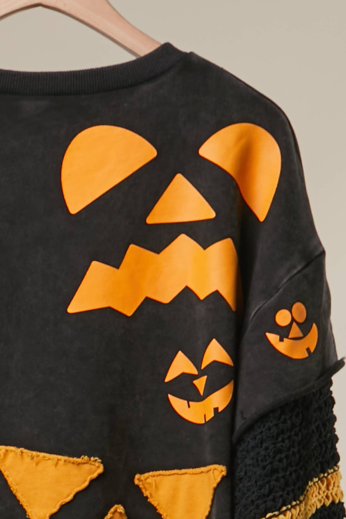 Halloween Faces Striped Sleeve
