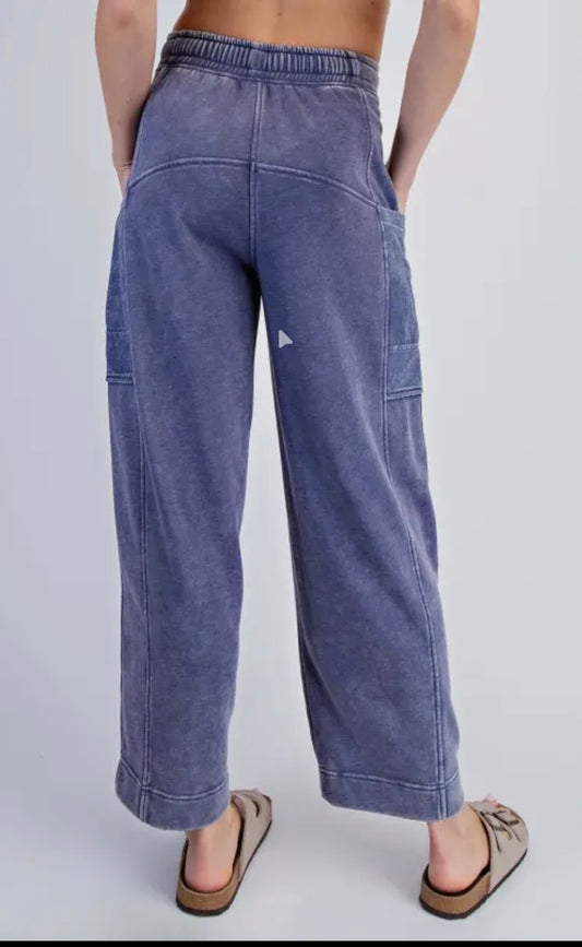 Cropped Mineral Washed French Terry Cargo Pants Blue