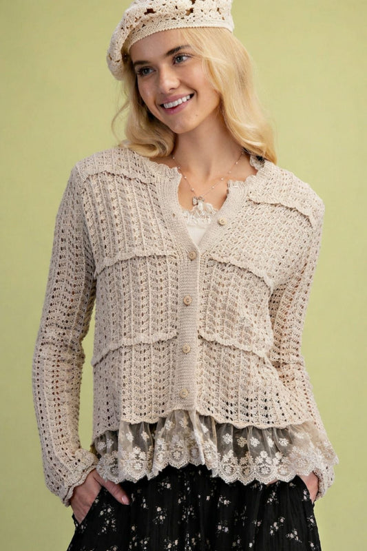 Sweater cardigan with lace ruffle bottom Oatmeal