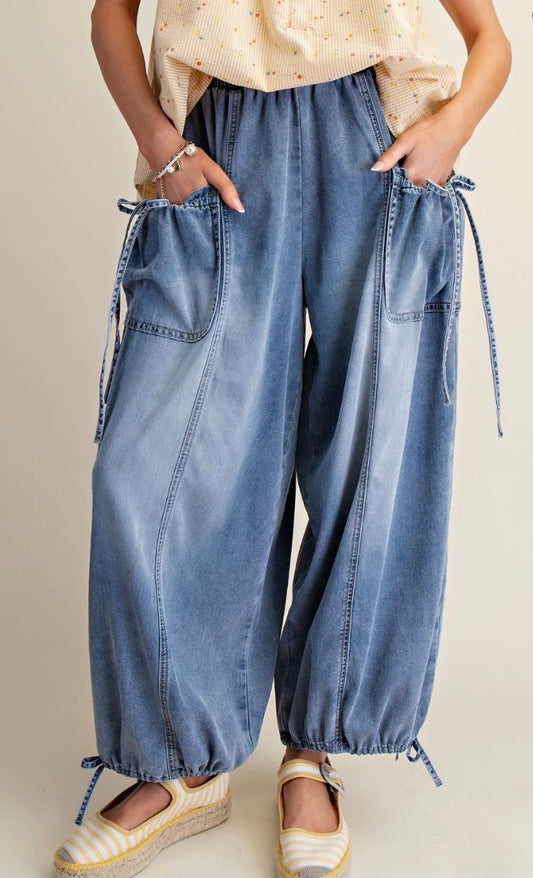 WASHED DENIM PANTS
