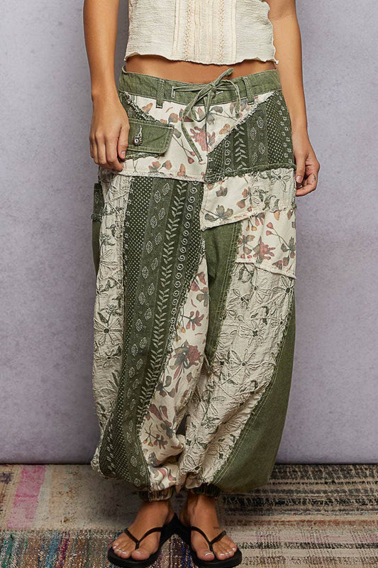 Jacquard Floral Twill Patch Waist Loop Jogger Pants