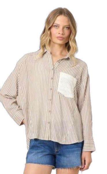 Khaki stripe crochet pocket