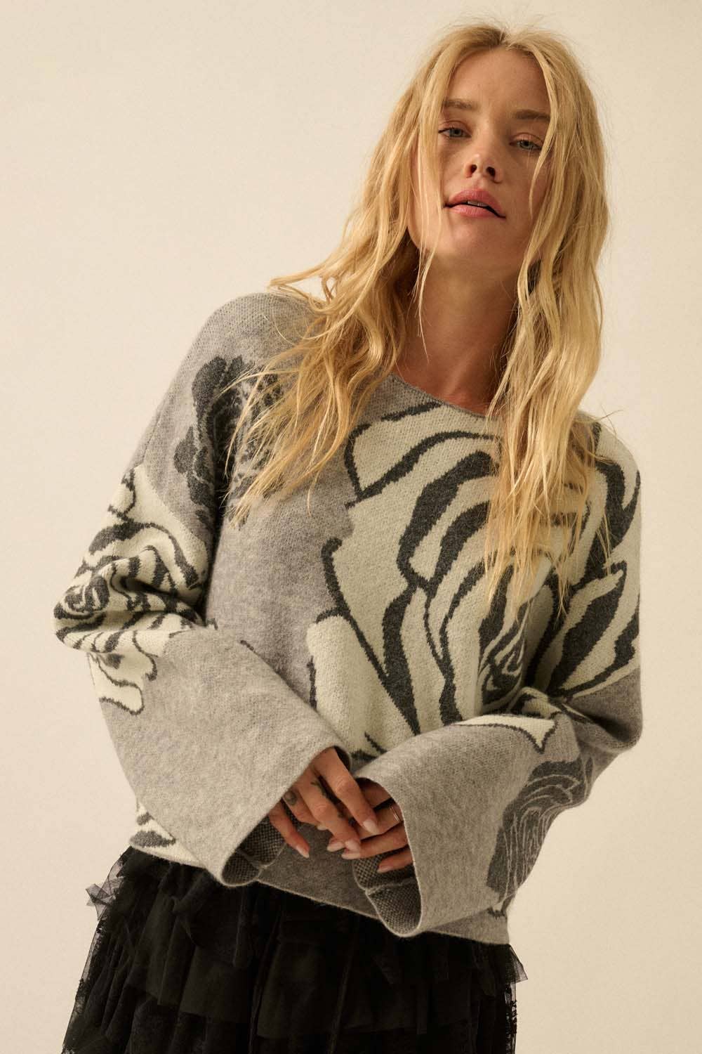 Rose Floral Jacquard-Knit Wide-Sleeve Sweater