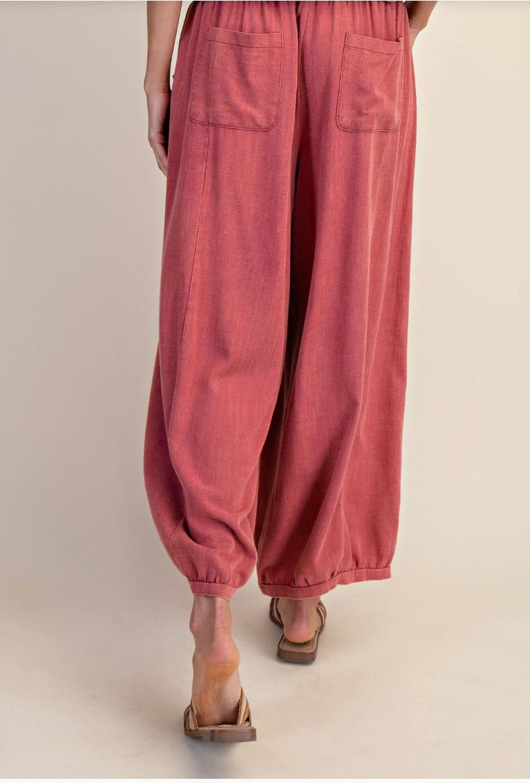 WASHED WIDE BAND BOTTOM LINEN PANTS RED