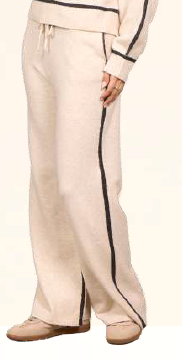 Knit Wide Leg Pants With Contrast Cream