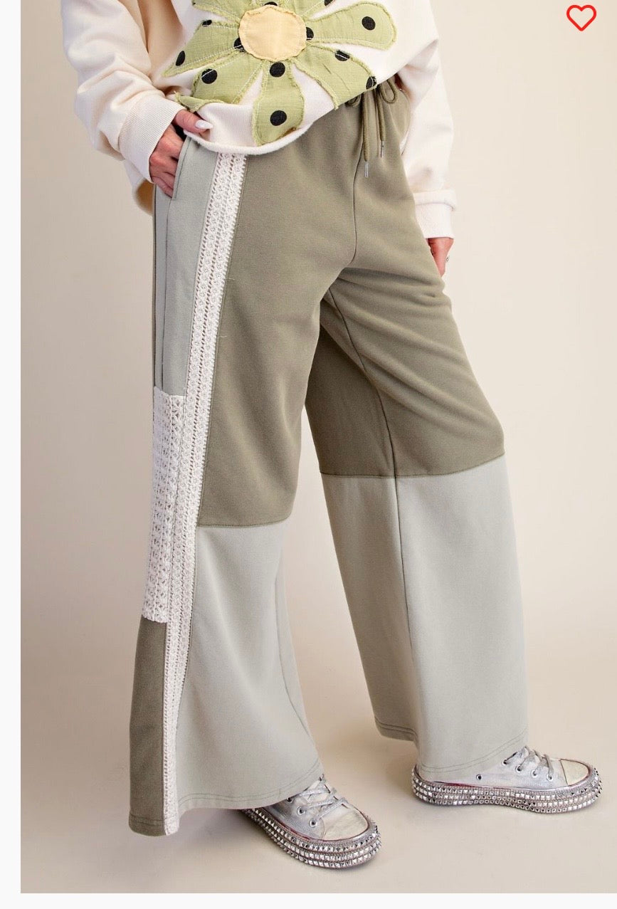 Crochet knit pants Olive