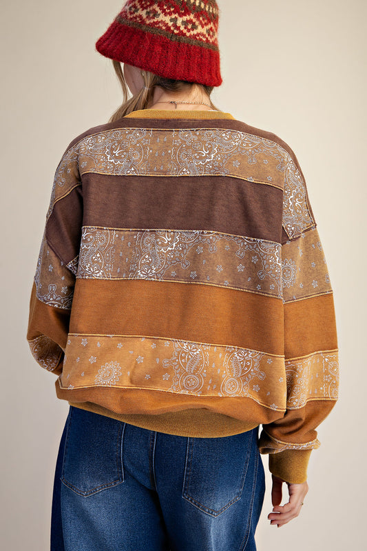 Bandana print pullover