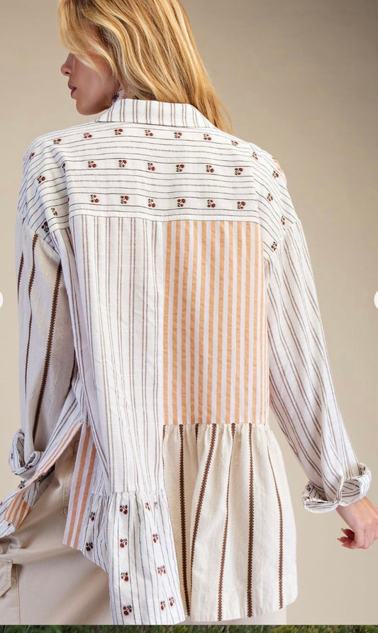 MIXED STRIPE BUTTON DOWN SHIRT