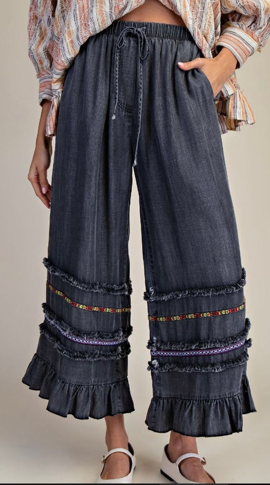RUFFLE BOTTOM STONE WASHED CHAMBRAY PANTS