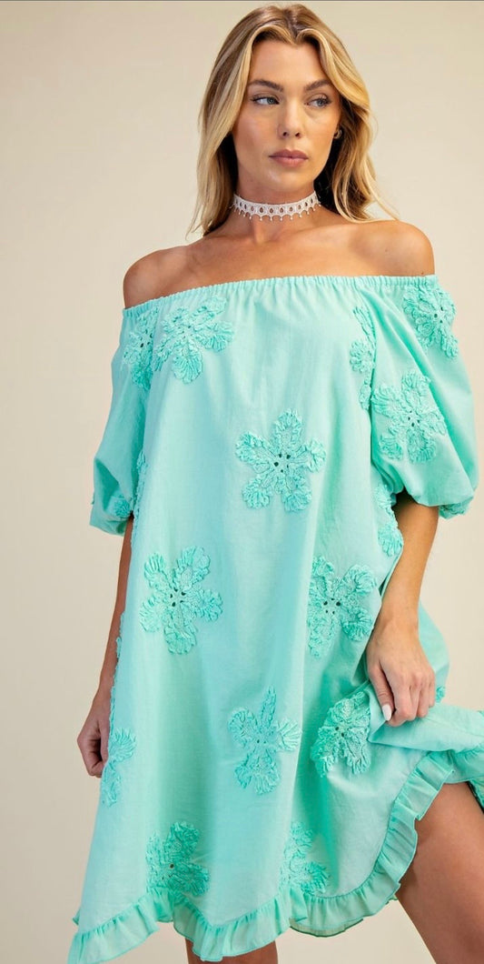 EMBROIDERY DETAILINING COTTON DRESS