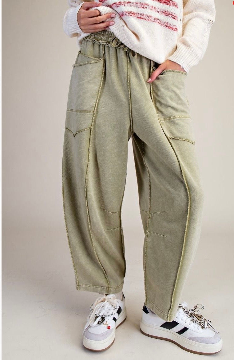 MINERAL WASHED TERRY KNIT BARREL PANTS