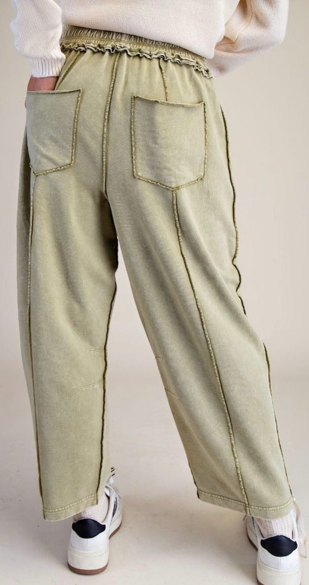 MINERAL WASHED TERRY KNIT BARREL PANTS