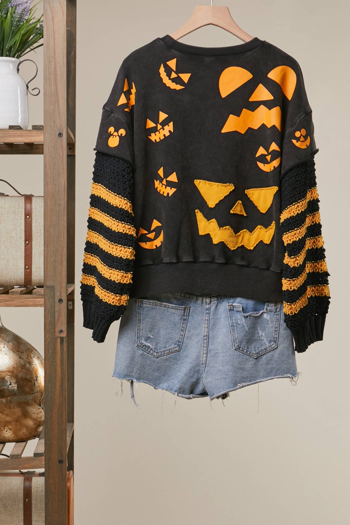 Halloween Faces Striped Sleeve