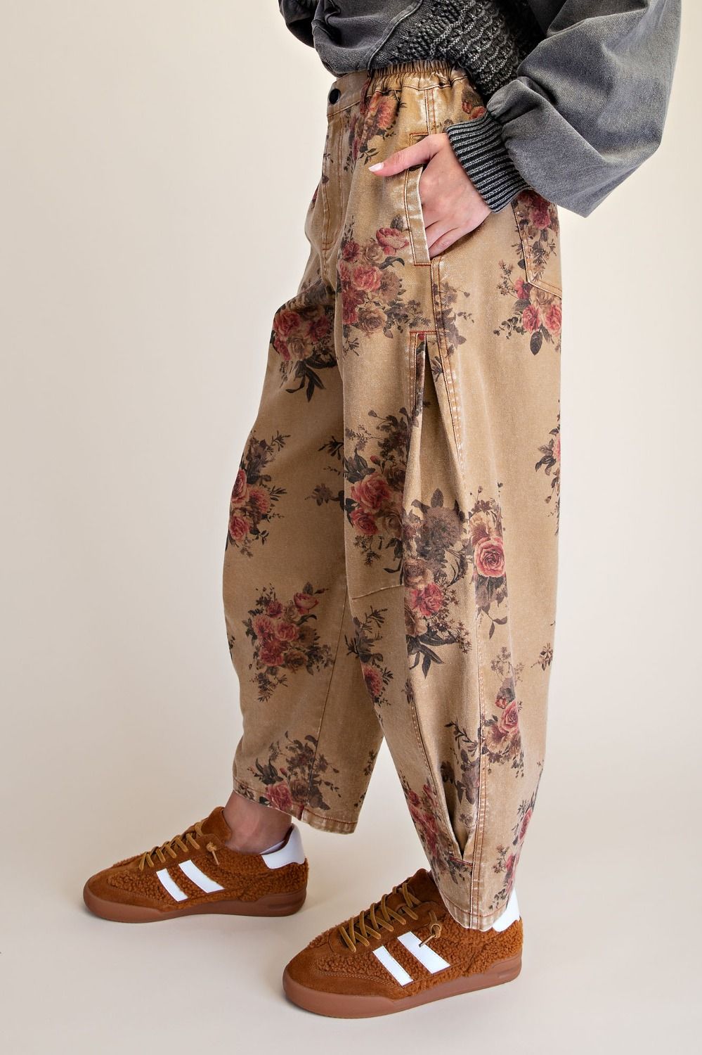 floral print barrel pants